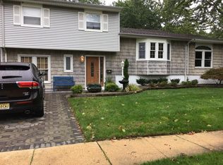 18 Calt Dr, Hazlet, NJ 07730