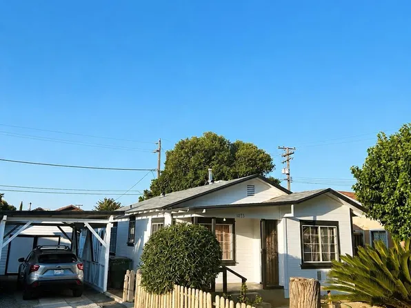 1073 12th St, Wasco, CA 93280