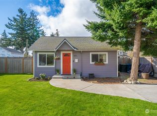 419 SW 122nd St, Burien, WA 98146