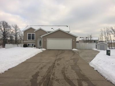 110 Depot Ln, Holland, MI, 49424