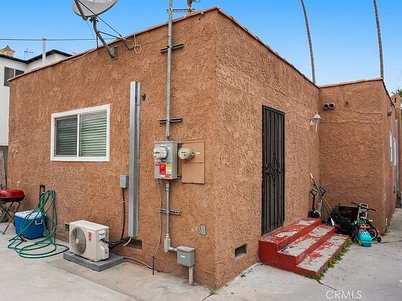 2nd image of 514 W 105th St