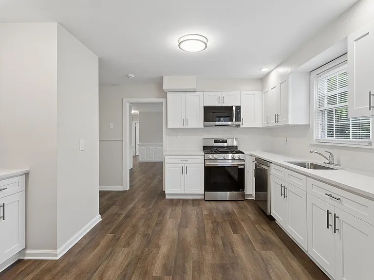 127 Bell Ave — Photo 10