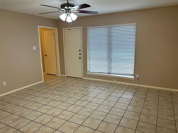 3rd image of 4146 Bermuda Dr