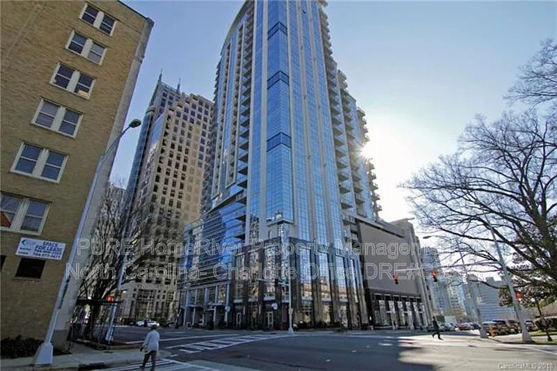 333 W Trade St #2101