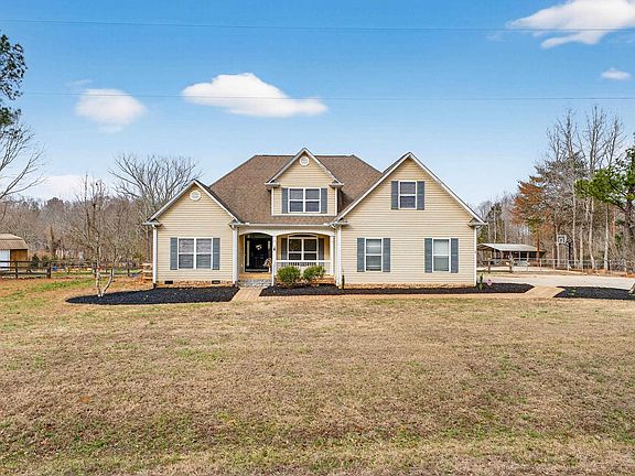 2nd image of 568 Kilgore Bridge Rd