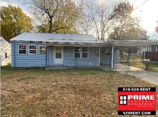 703 N Springer St, Carbondale, IL 62901
