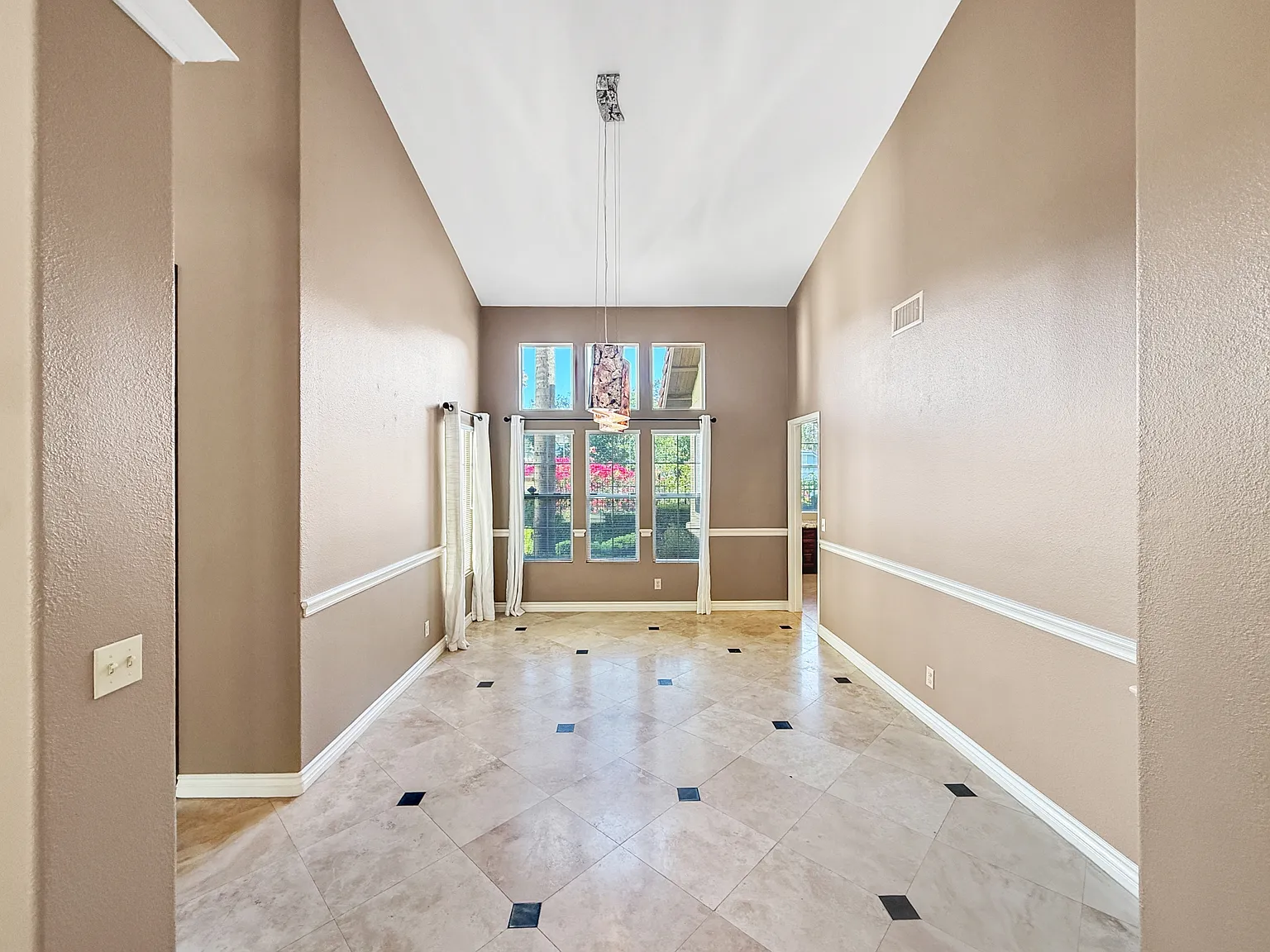 14212 Sandhill Road - 1 — Photo 4