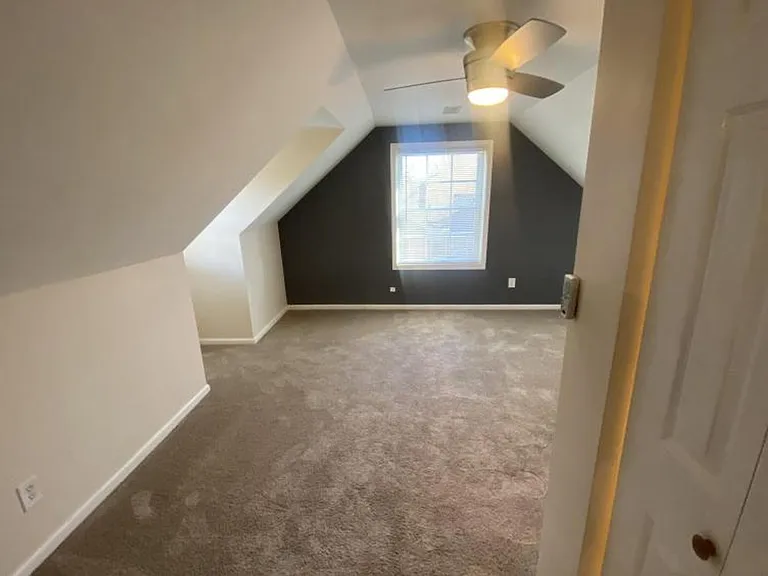 209 Homewood Dr — Photo 17