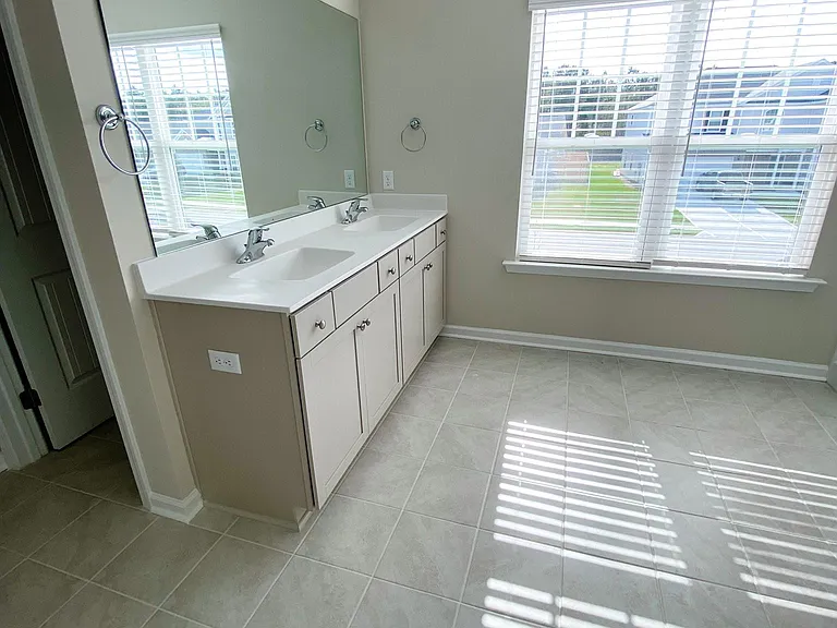 146 Whitehaven Rd — Photo 13