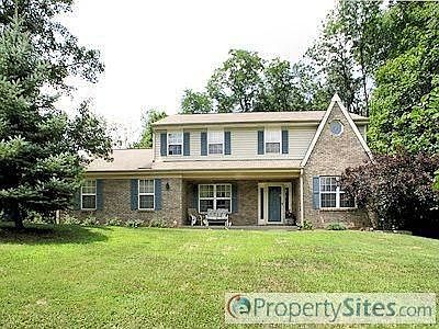 2nd image of 439 Auxier Dr