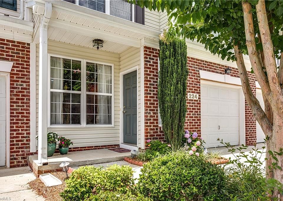 1st image of 224 Channel Cove Ct