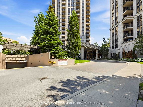 2nd image of 133 Wynford Dr #1807