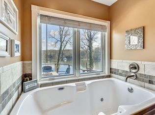 128 Island View Dr, Annapolis, MD 21401