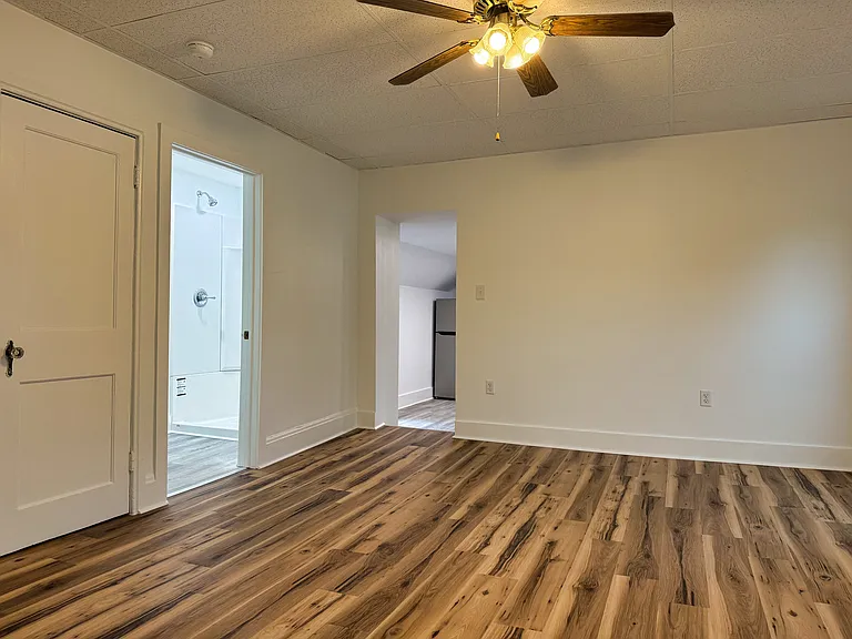 43 Hudson St #2 — Photo 2