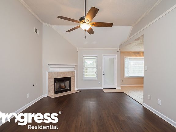 3rd image of 4095 Ravenwood Park W