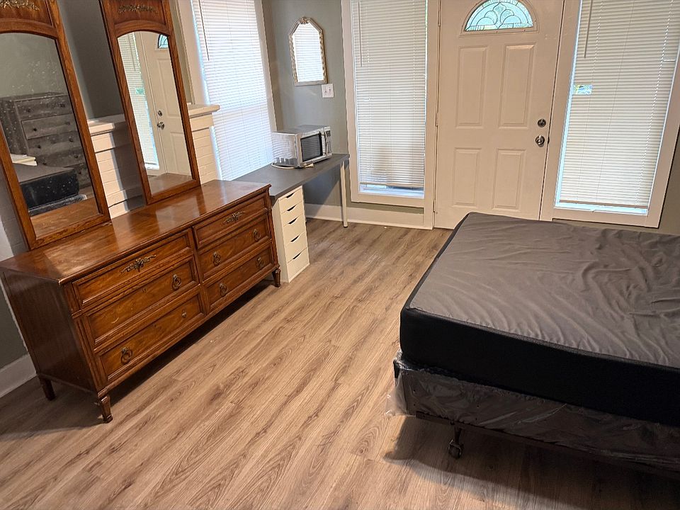 1st image of 2020 Davis St #1
