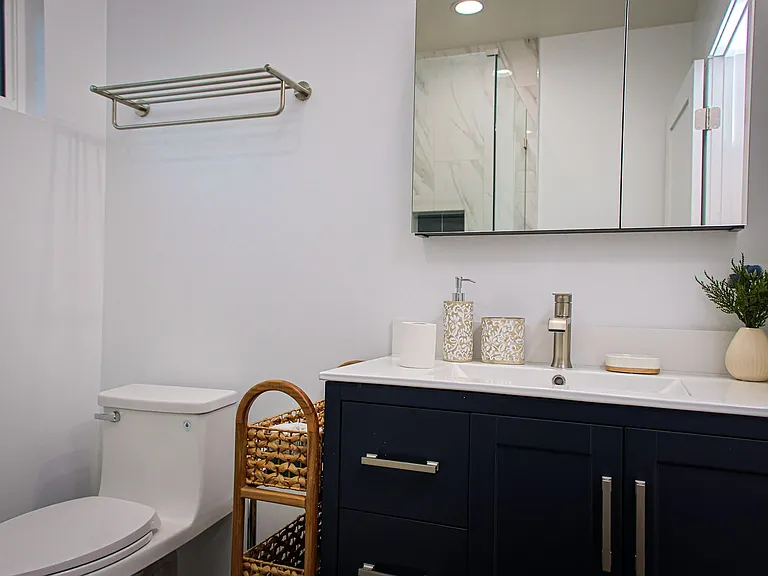 123 S Avenue 63 — Photo 16