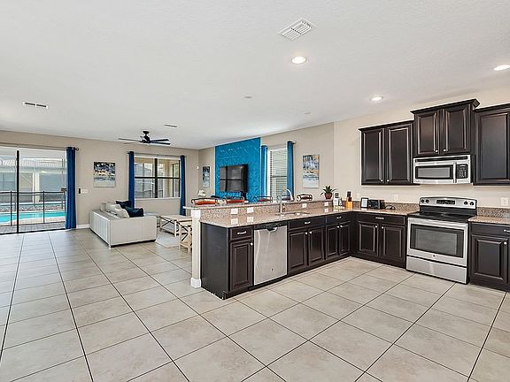 5th image of 1419 Wexford Way