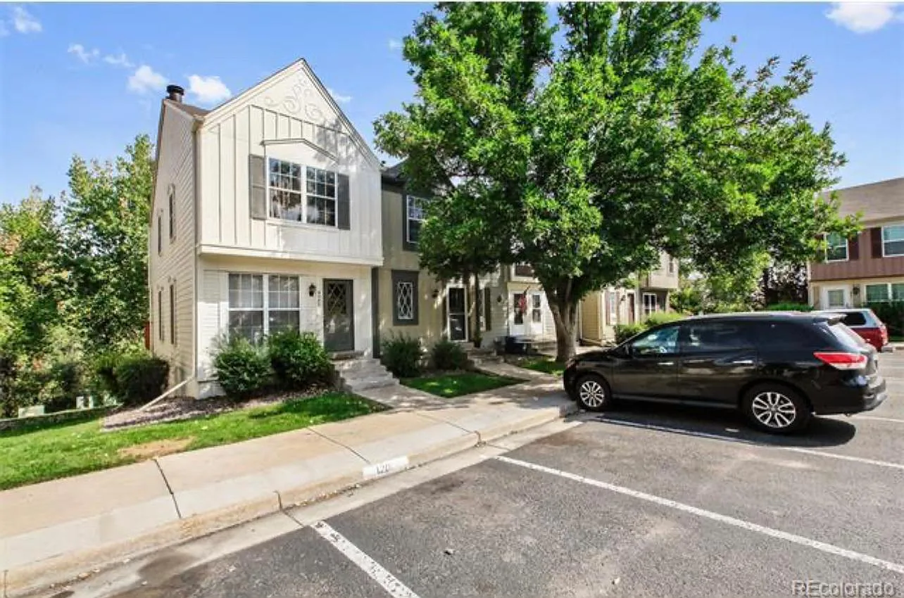 3 bed, 1595 sqft, $2,595 — Photo 1