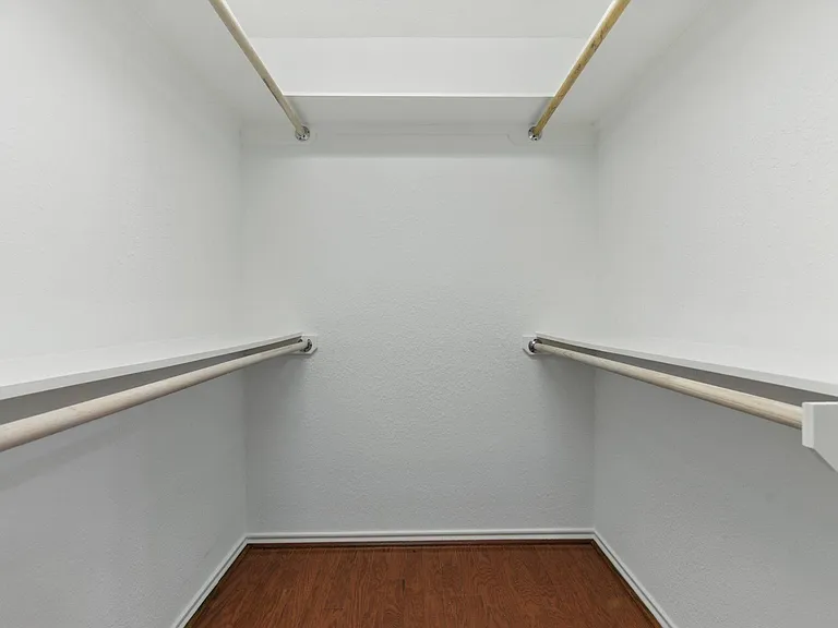 28527 Connordale Ln — Photo 23