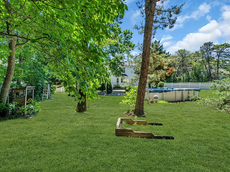 6 Marybeth Ct — Photo 54