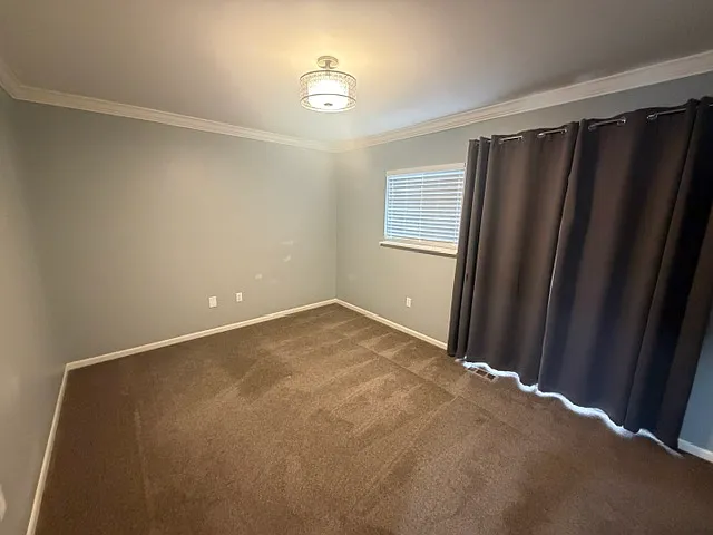 2900 Ross Dr #L36 — Photo 6