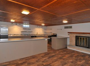 1021 Division St E, Faribault, MN 55021