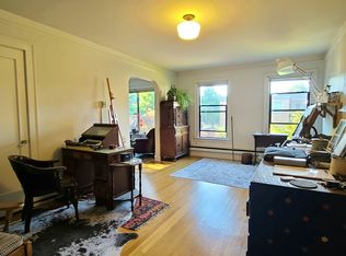 532 Belmont Ave E #202, Seattle, WA 98102