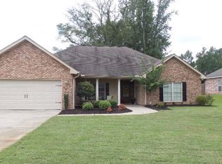 54 Joshbury Cir, Laurel, MS 39443