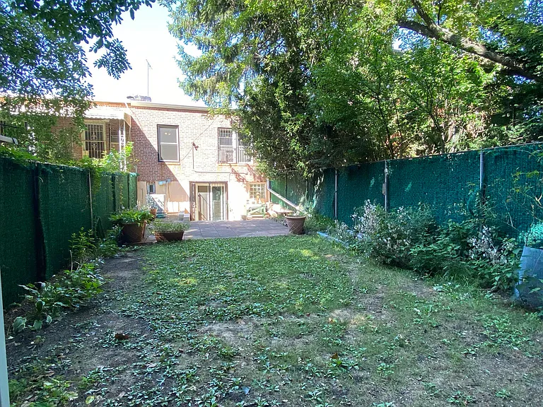 6653 Alderton St — Photo 48