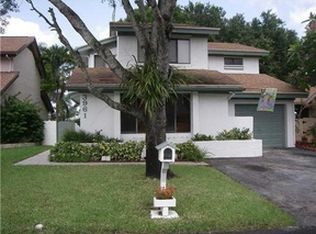 3961 SW 82nd Ter, Davie, FL 33328