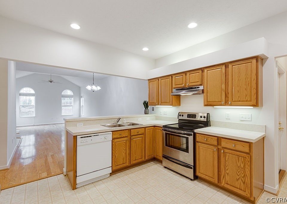 7395 Norwood Pond Pl Midlothian VA Zillow