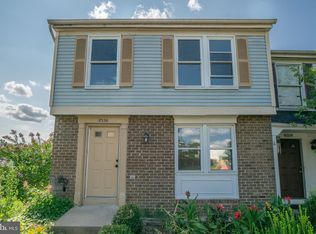 8336 Claremont Woods Dr, Alexandria, VA 22309