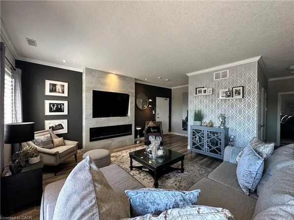 111 S Cayuga St E #25, Dunnville, ON N1A