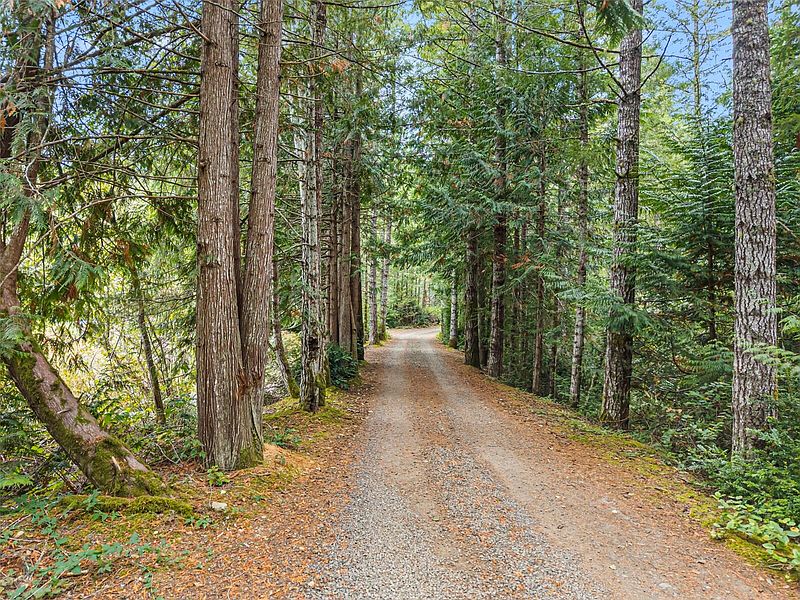 3rd image of 18335 NW Stavis Bay Road