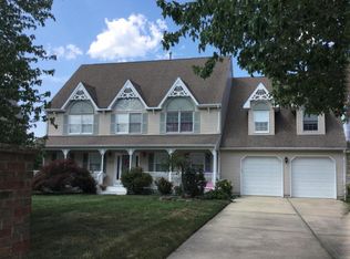 124 Mapletree Rd, Toms River, NJ 08753