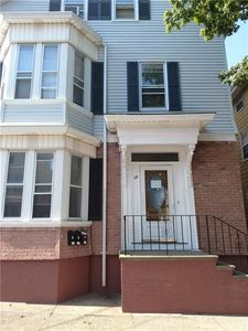 28 E Transit St, Providence, RI, 02906