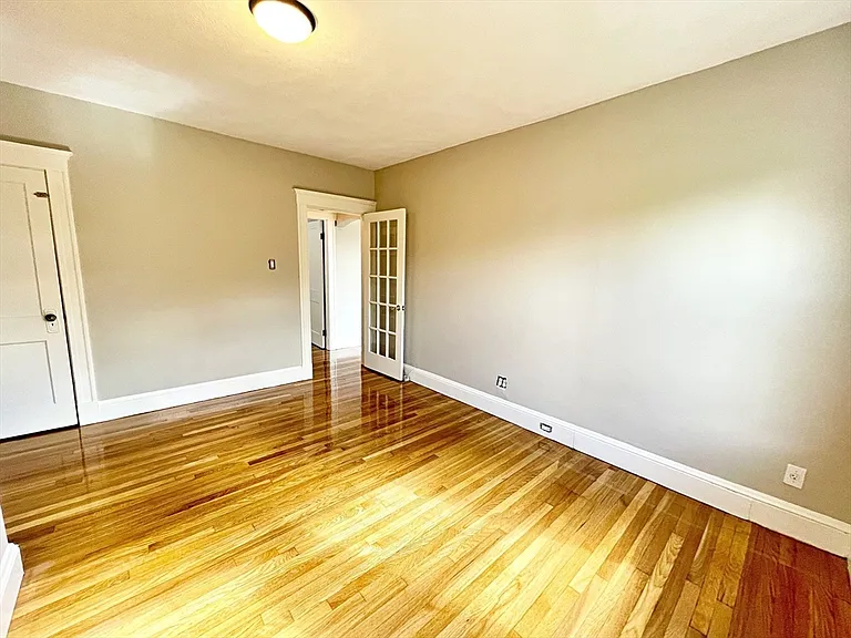 15 Puritan Rd — Photo 10