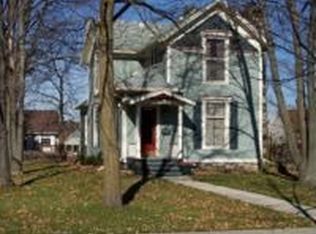 909 Main St, Fenton, MI 48430