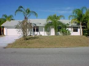 2nd image of 12074 Claremont Dr