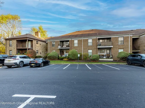 323 Gills Lane #12E, Iselin, NJ 08830