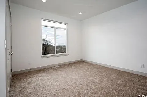 454 E Depot St — Photo 10