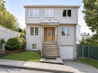 38 Foch Ave, Staten Island, NY 10305