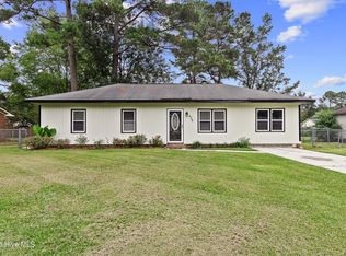 438 Kenwood Dr, Jacksonville, NC 28540