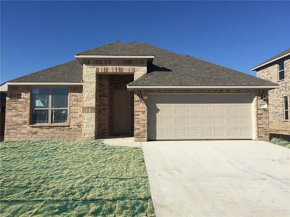 1st image of 917 Misty Bray Ct