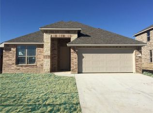 917 Misty Bray Ct, Saginaw, TX 76179