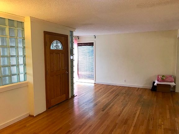 3rd image of 4309 SE 113th Ave