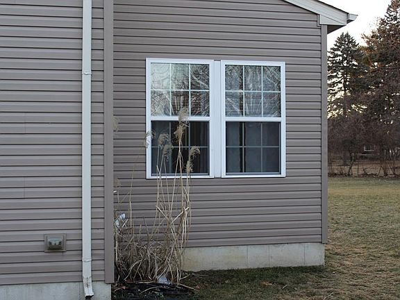 5th image of 1200 Golden Eagle Dr