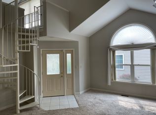 1702 Beech Dr, Crown Point, IN 46307