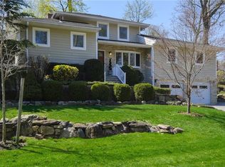 304 Pinebrook Blvd, New Rochelle, NY 10804